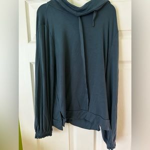 Lou & Grey sweater  no stain no rip All 5 dollars items must bundle for savings